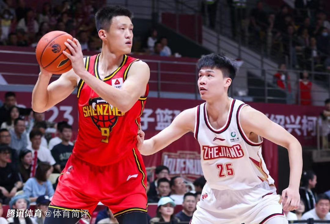 多名NBA高管：鹈鹕几乎不可能裁掉锡安据TA记者MikeVorkunov报道，由于锡安上赛季仅出战了29场比赛，他后三个赛季（2025-26、2026-27、2027-28）的合同将不再受保障。